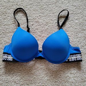 PINK Victoria's Secret Wear Everywhere Push Up 34A